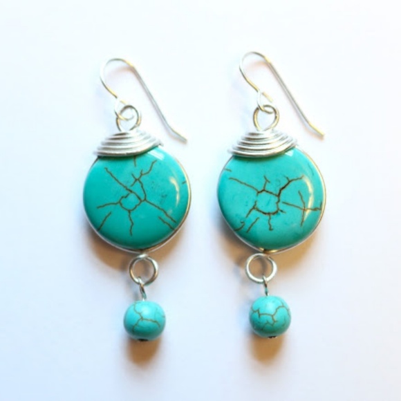 LindnerBuff Design Jewelry - Turquoise Howlite Silver Earrings